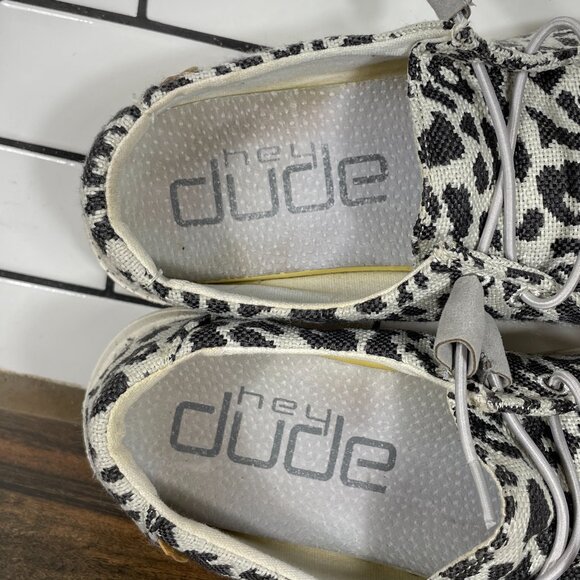 Hey Dude Wendy Womens Size 6 Shoes Woven Cheetah Print Moc Toe Comfort Slip Ons - Picture 11 of 13